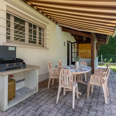 Holiday home Maison Landaise Renovee, 6 Pers: Proche Lac, Plage, Surf, Jardin, Terrasse, Velos Et Menage Inclus - Fr-1-319-545 Parentis-en-Born