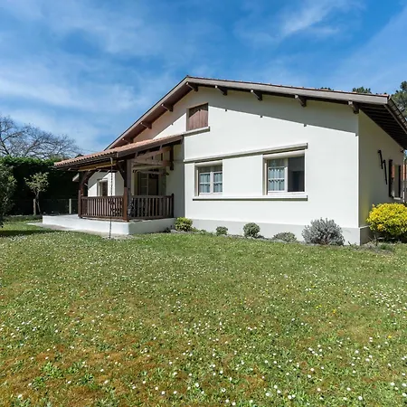 Maison Landaise Renovee, 6 Pers: Proche Lac, Plage, Surf, Jardin, Terrasse, Velos Et Menage Inclus - Fr-1-319-545 Parentis-en-Born